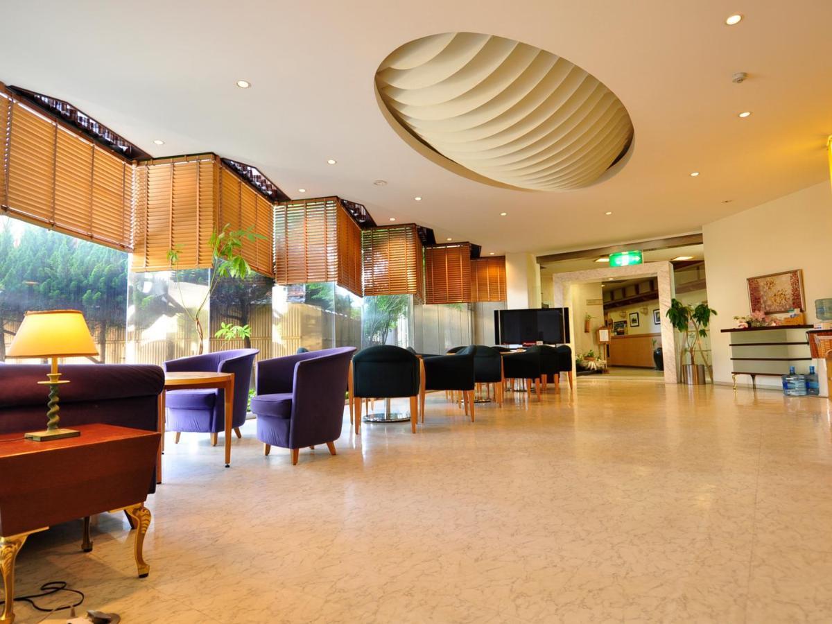 Hotel King Izumi  Buitenkant foto