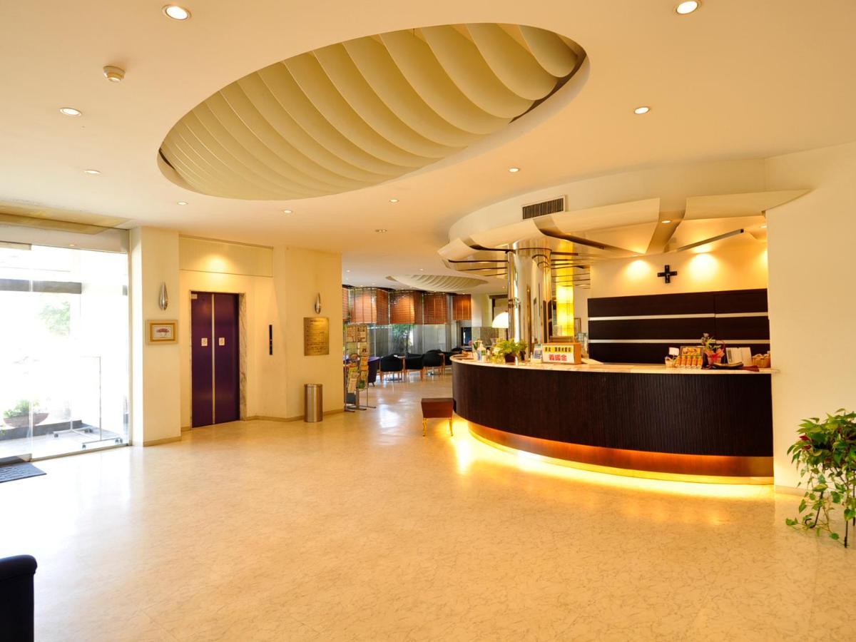 Hotel King Izumi  Buitenkant foto