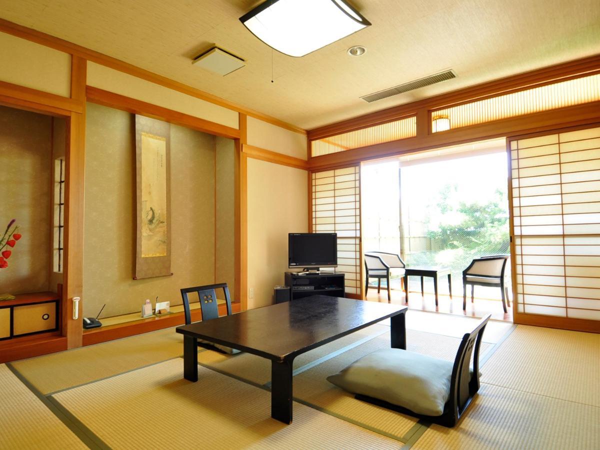 Hotel King Izumi  Buitenkant foto